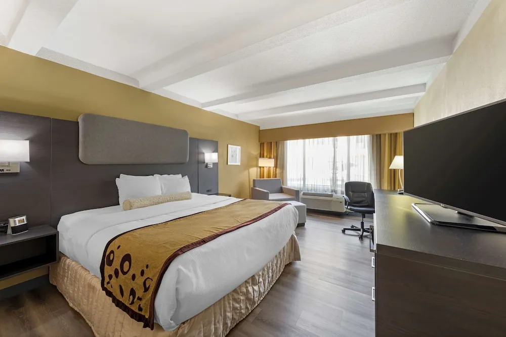 Holiday Inn Huntsville - West