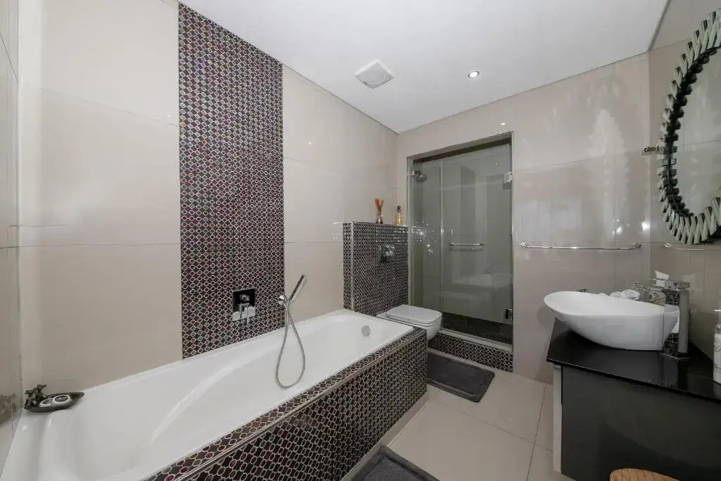 602 Infinity Apartment