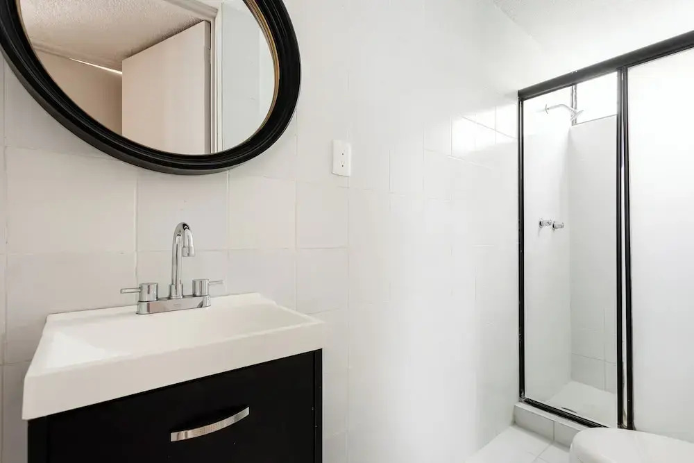 Roma Stay - 2br, Parking -wifi- Sleeps 6 Guests