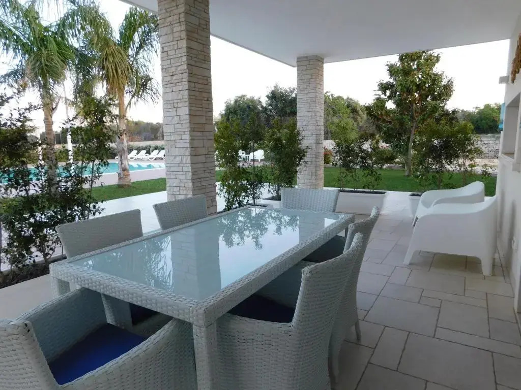 Villa Maria - Appartamenti in villa con piscina