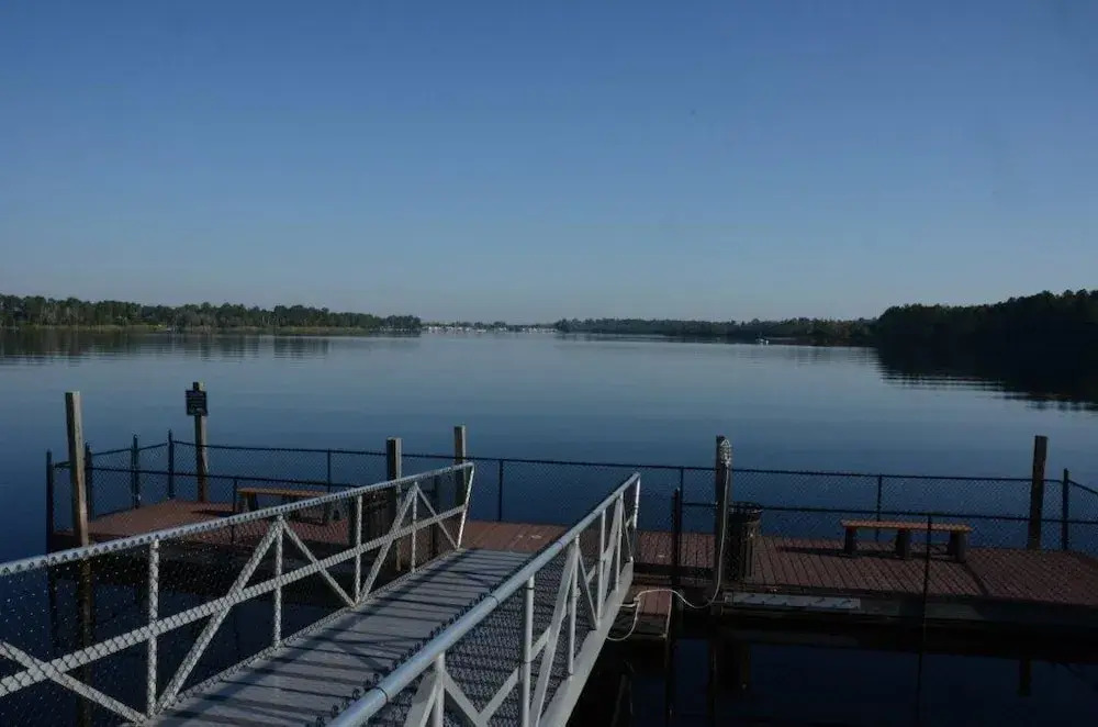 Best Location! Next to Restaraunt, Lake, Pool
