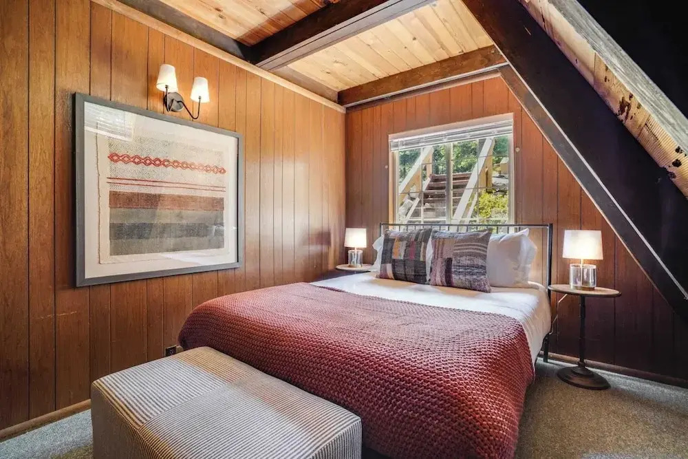 Horizon by Avantstay Stunning A-frame Cabin w/ Hot Tub, Billiards, Lake Views