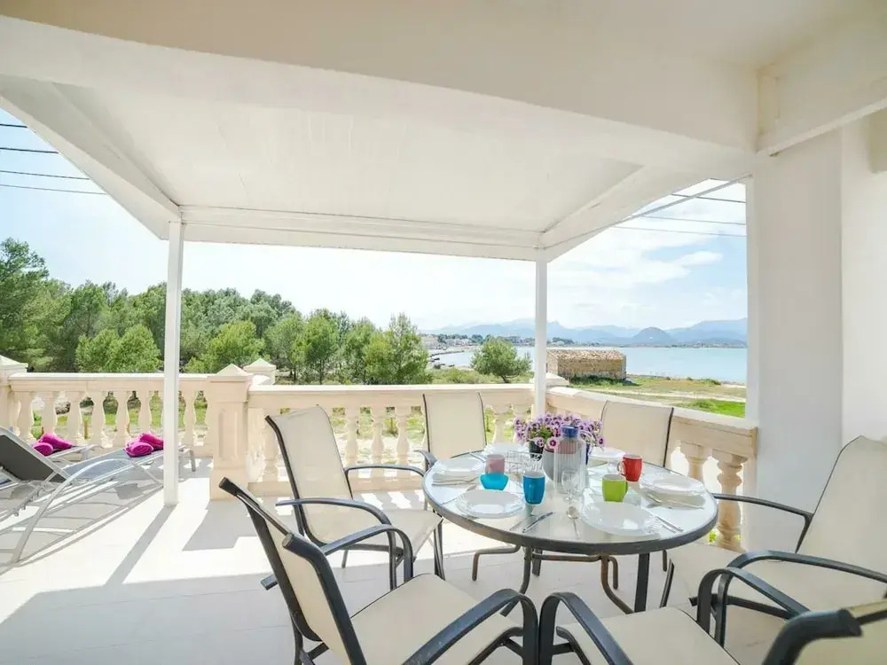 Apartment by Alcudia Bay