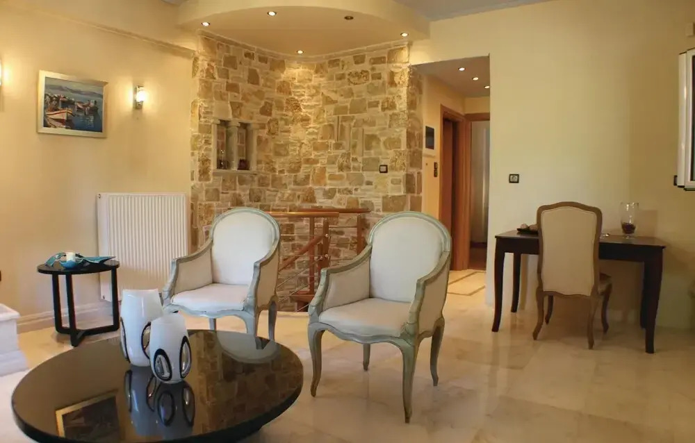 Awesome Home In Artemida With Wifi