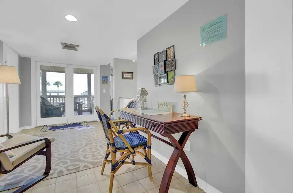 103 H Tidewater by Avantstay Walk to Beach Community Pool