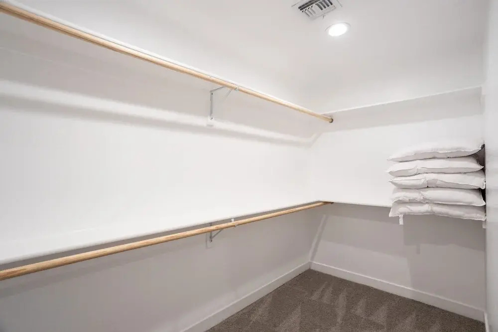 1483n50t 4 Bedroom Home