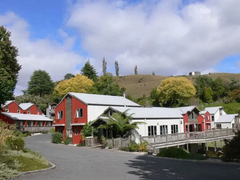 Waitomo Village Chalets home of Kiwipaka