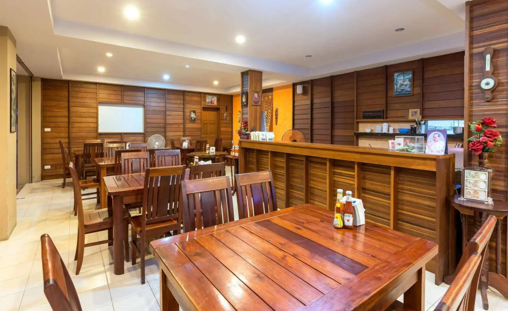 Authong Residence