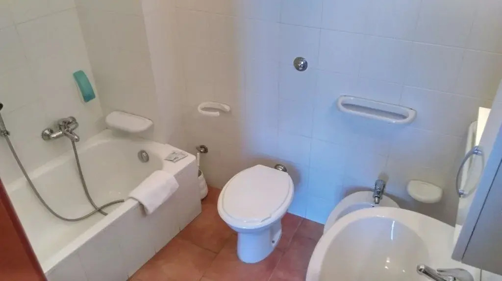 Istituto Antonacci Rooms  Accomodations