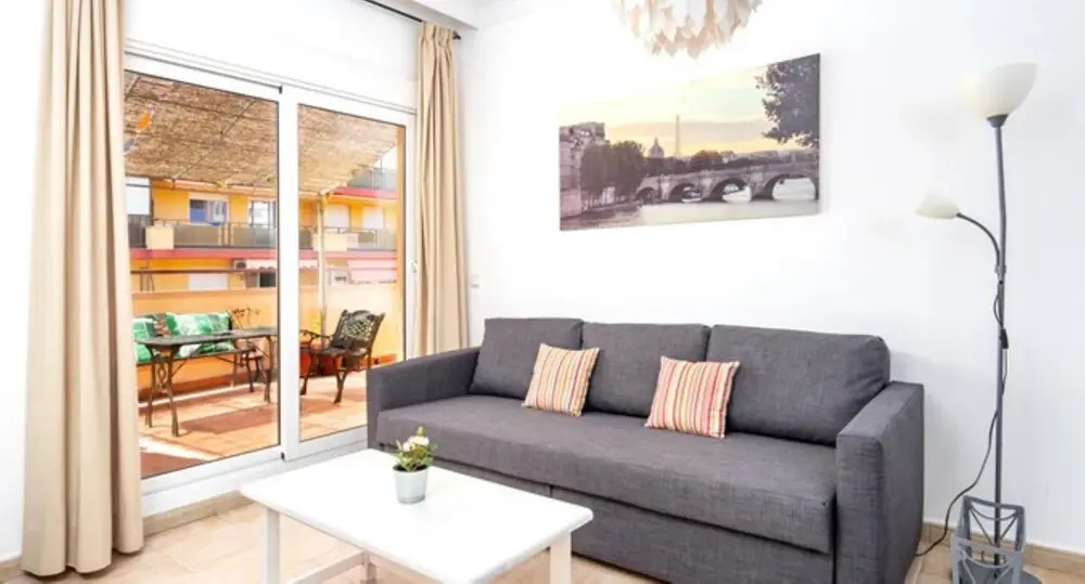 Apartment - 3 Bedrooms with WiFi - 107879