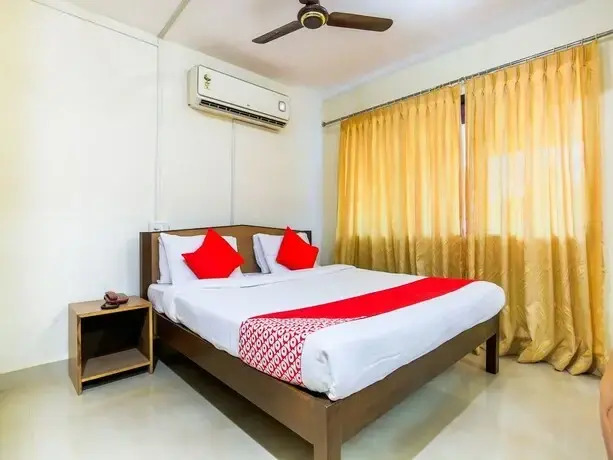 OYO 23156 Royal Resort