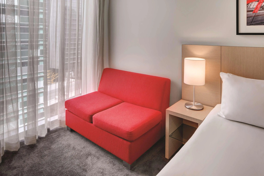 Travelodge Hotel Melbourne Docklands
