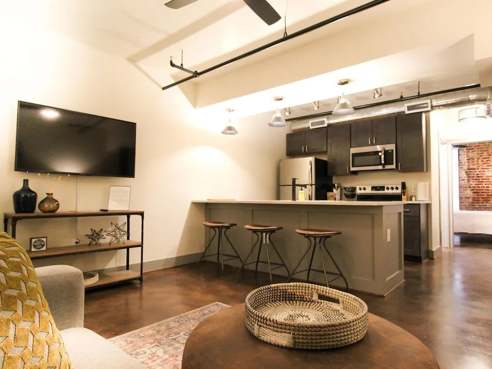 The Lofts at Downtown Salem