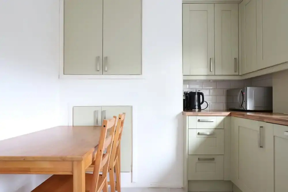 Cosy 1 Bedroom Apartment in the Heart of Wimbledon