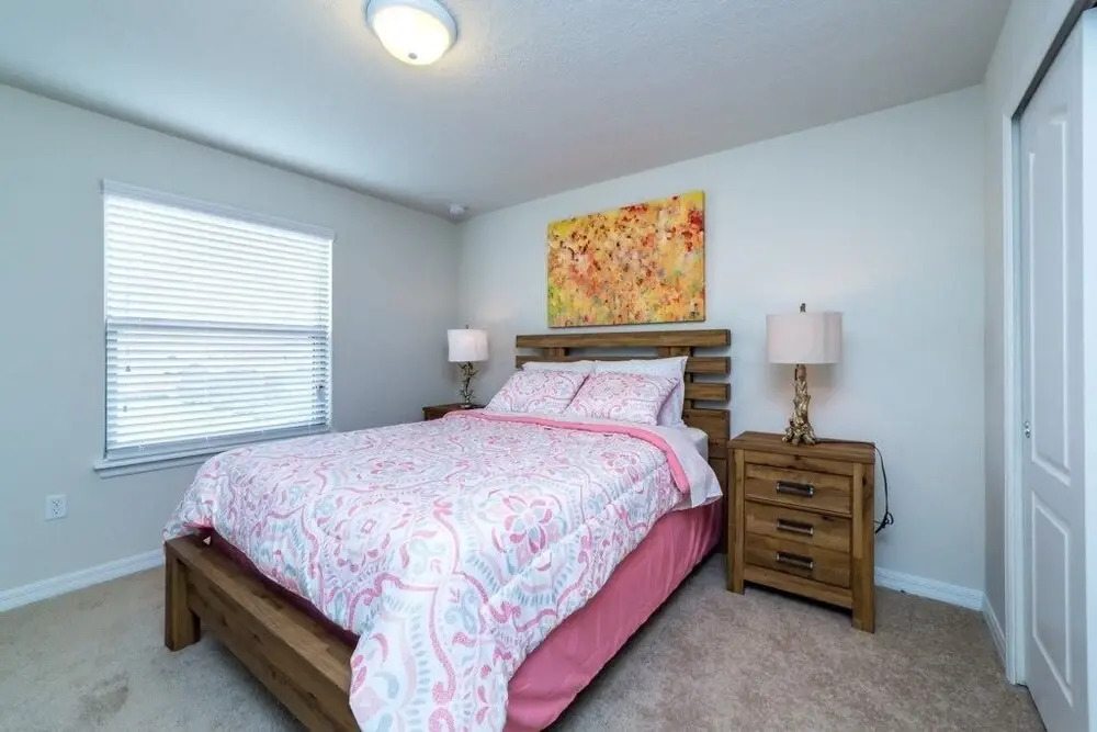 Windsor at Westside 8989