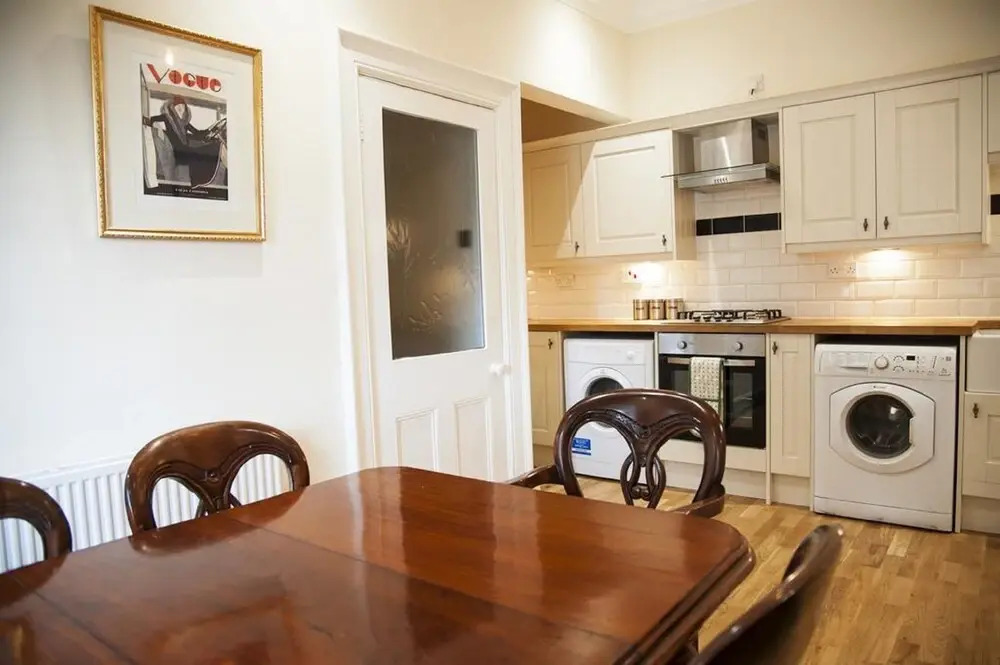 Clara Lodge Guesthouse