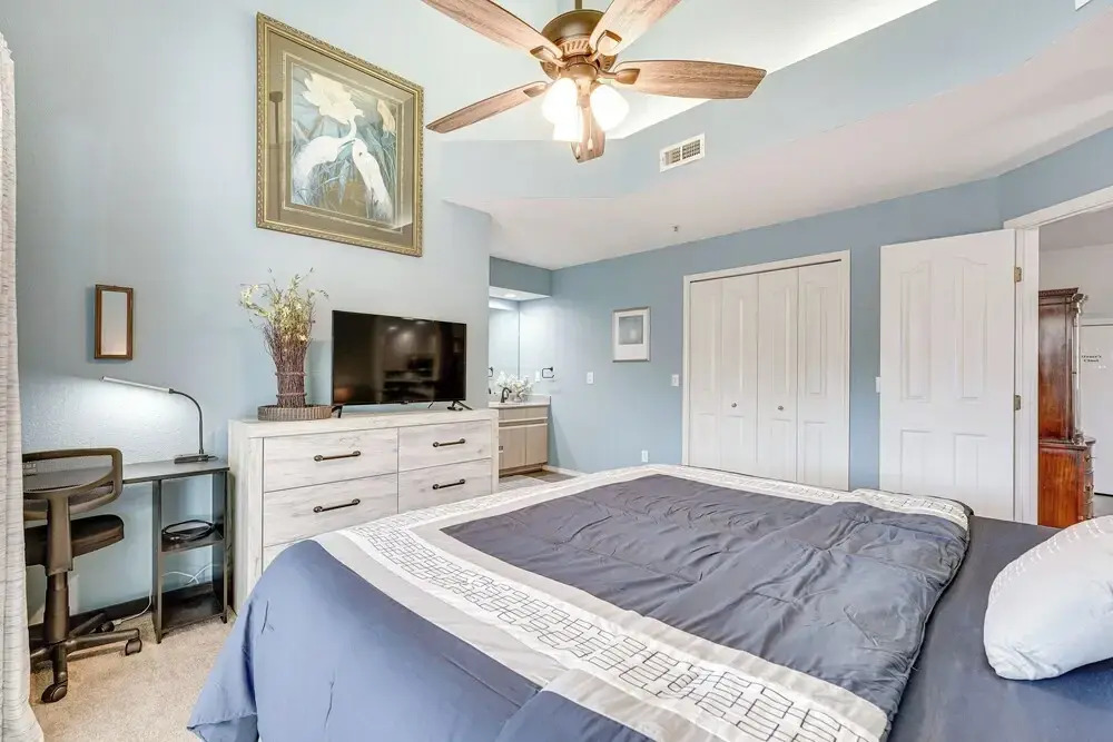 Updated Branson Condo w/ Lake Taneycomo Views!