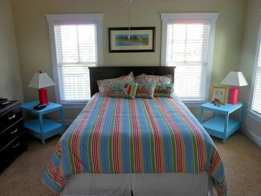 Lifes A Beach 4 Bedroom Home by RedAwning