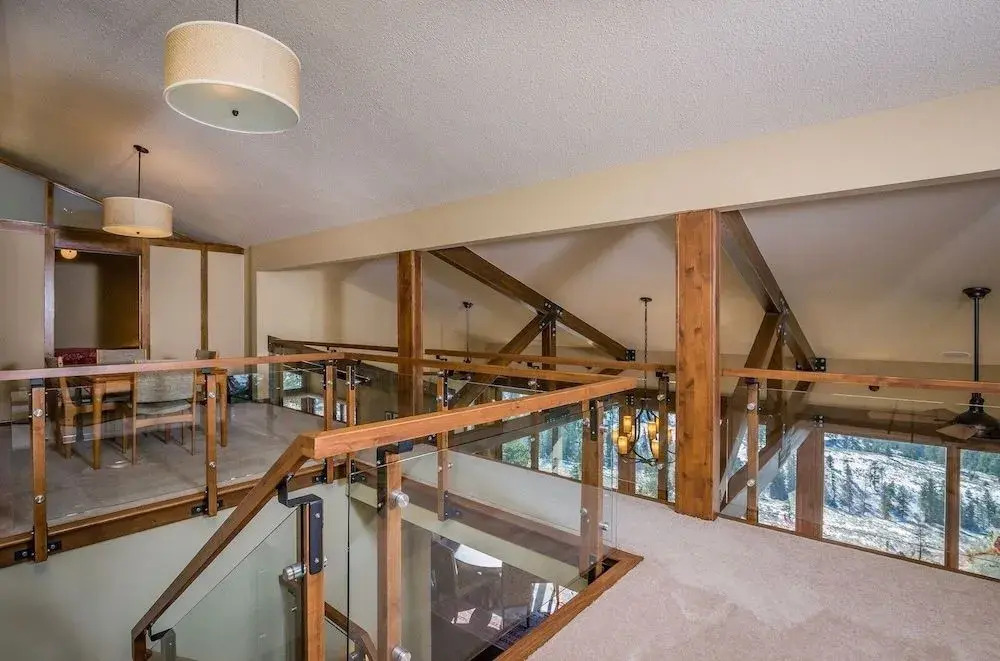 Stewart Highlands - 6 Br Home