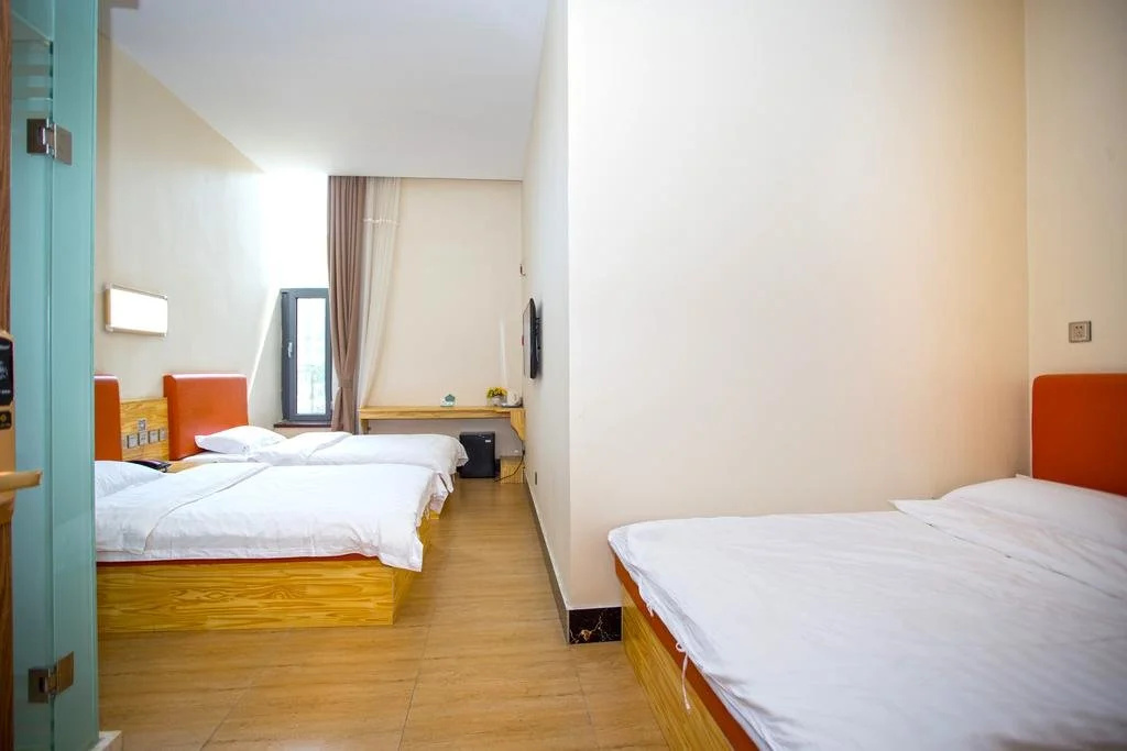 Yijia Hotel Dalian