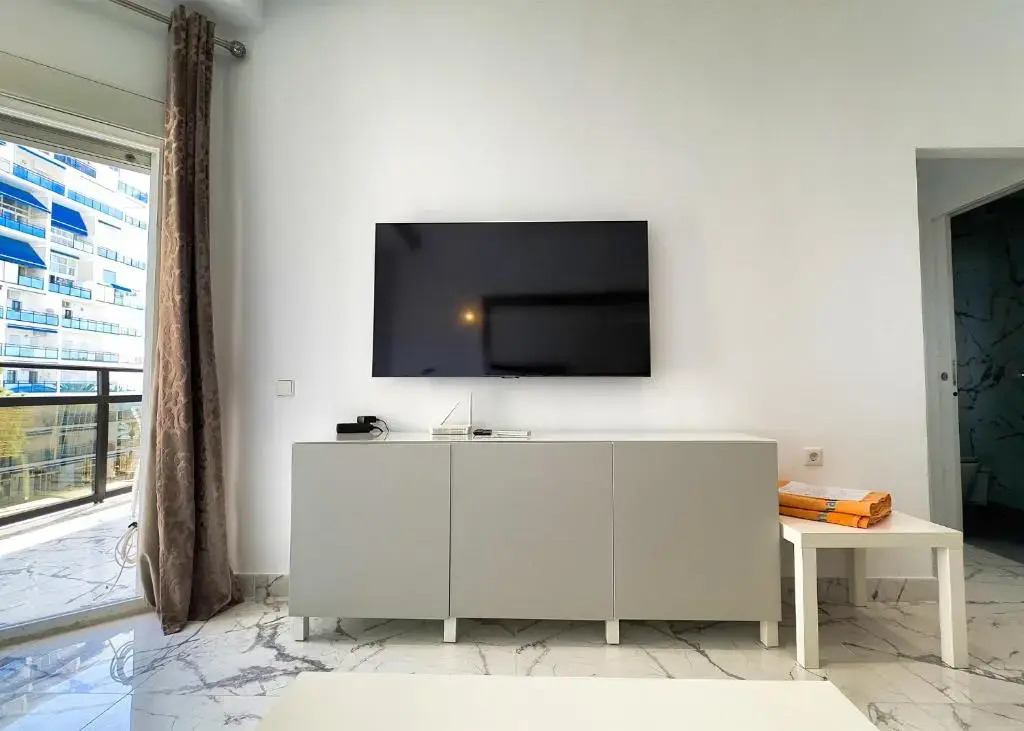 SKOL 424 Stunning One-bedroom apartment with sea views