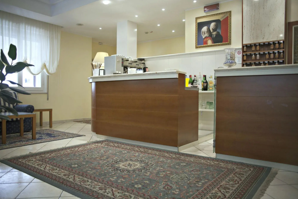 Hotel Cannes - in pieno centro