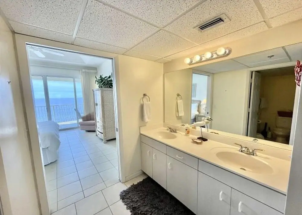 1405 Long Beach by Forehand Rentals