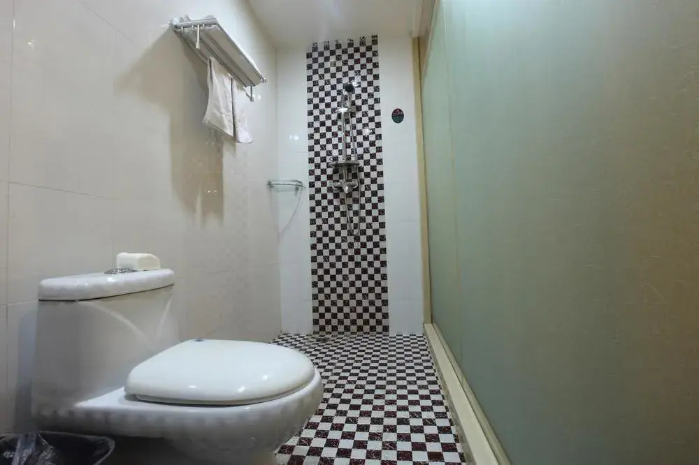 Qingdao Yixin Hotel