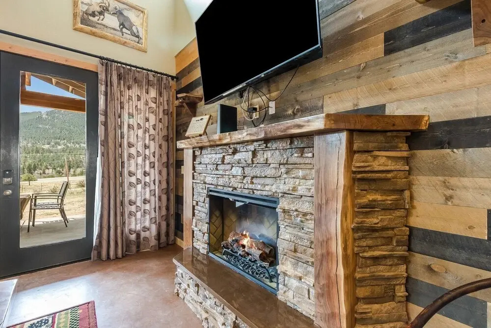 Show Me Mountain Views -- 20-ncd0130 3 Bedroom Home by RedAwning