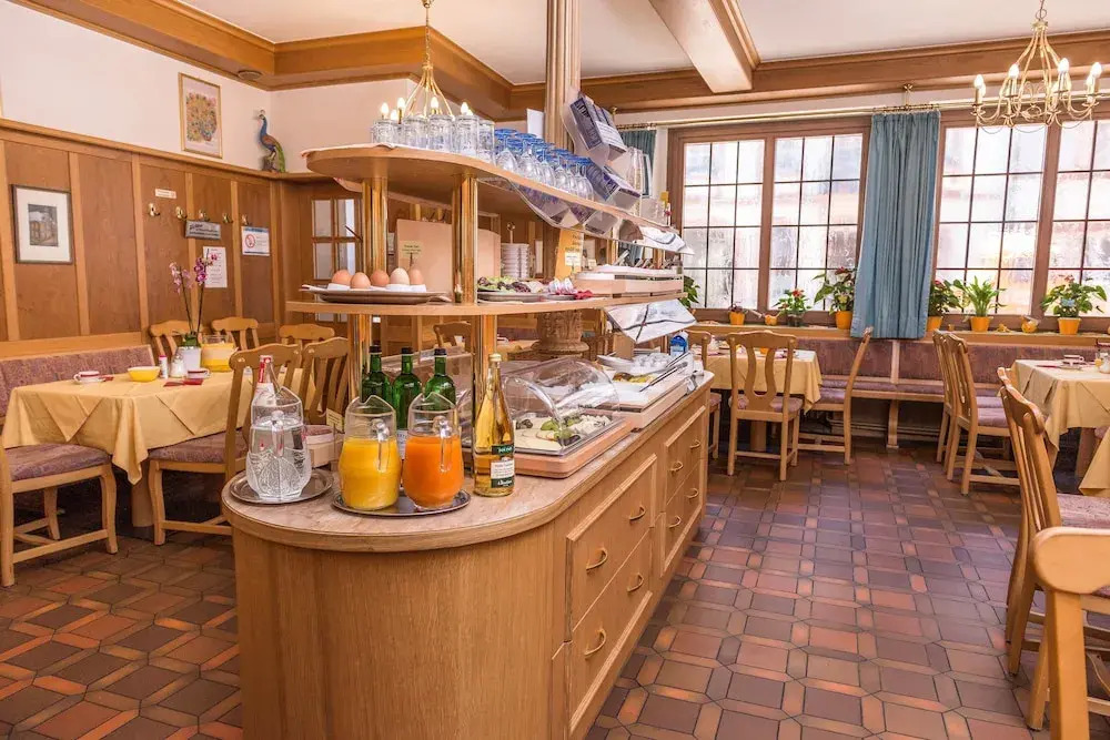 TIPTOP Hotel Garni Pfauen