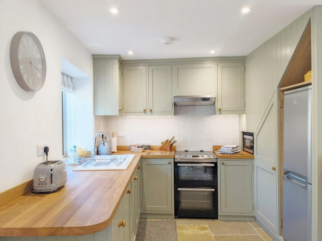 Hearnesbrook Barn , Emsworth
