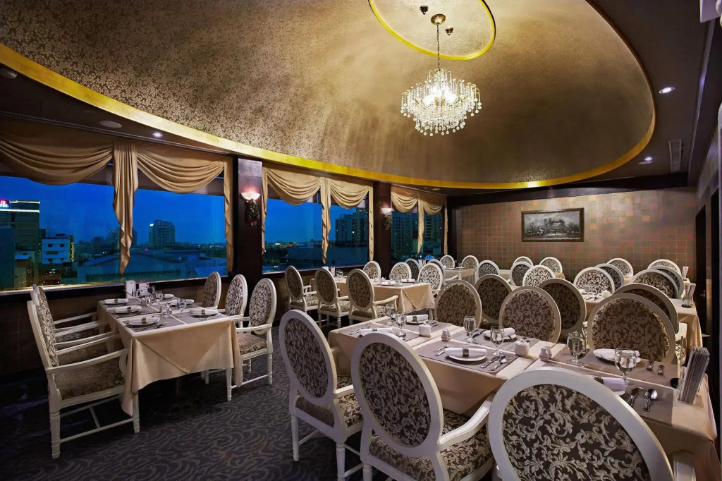 天下南隅 Provintia Hotel