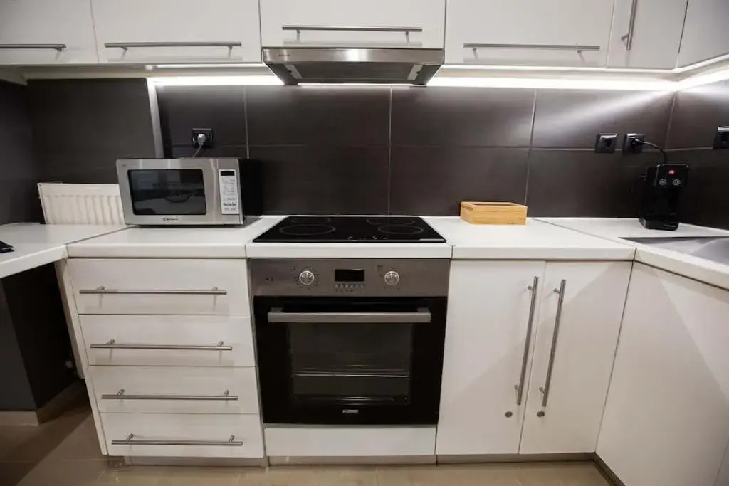 Kalafatis Downtown Apartment