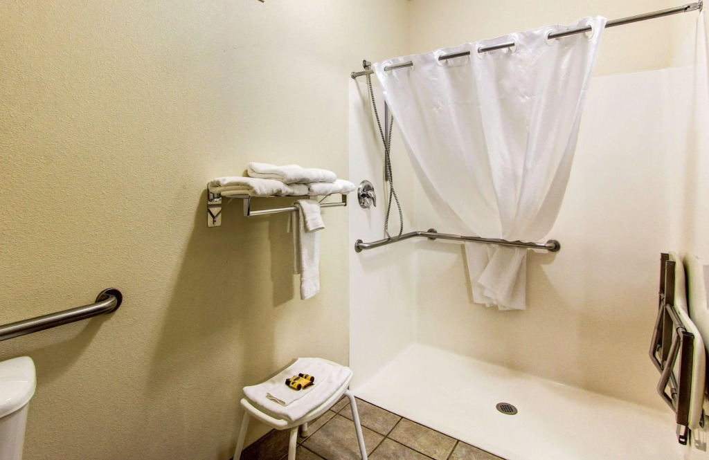 Best Western PLUS Vancouver Mall Drive