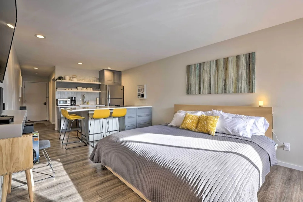 Walk to Main St Frisco! Modern Unit 7 Mi to Slopes