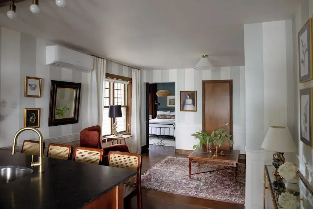 Estello Suites & Spa