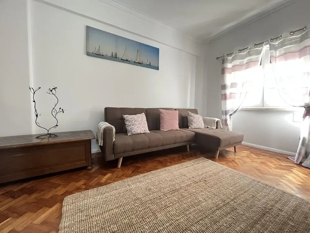 27 92 Campolide Apartment