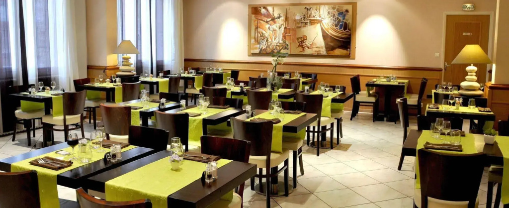 Logis Hôtel Restaurant du Midi - Rodez Centre