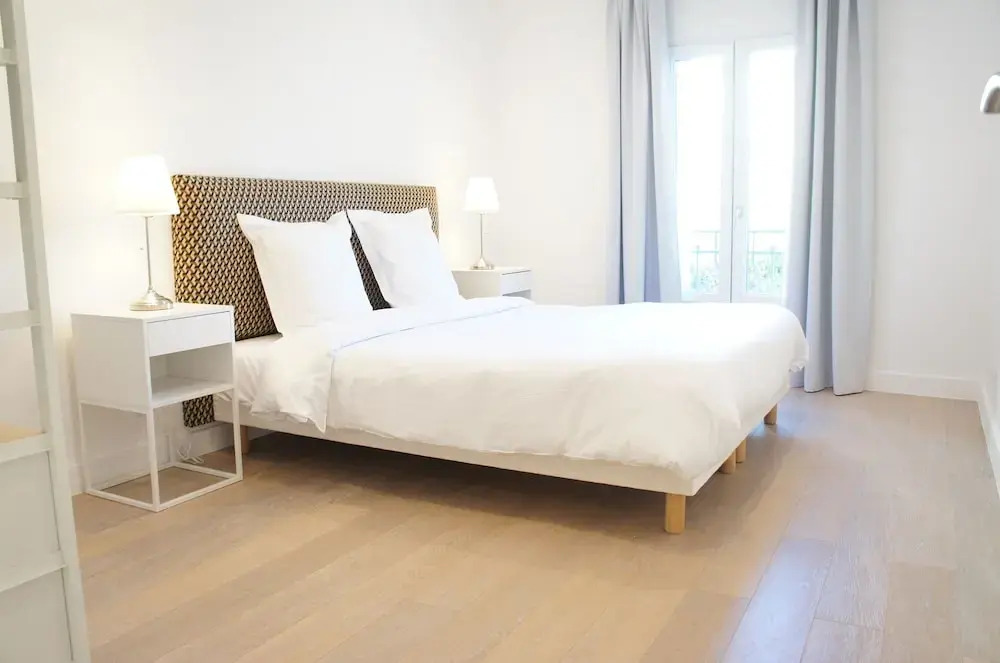 Republique 101 Apartment