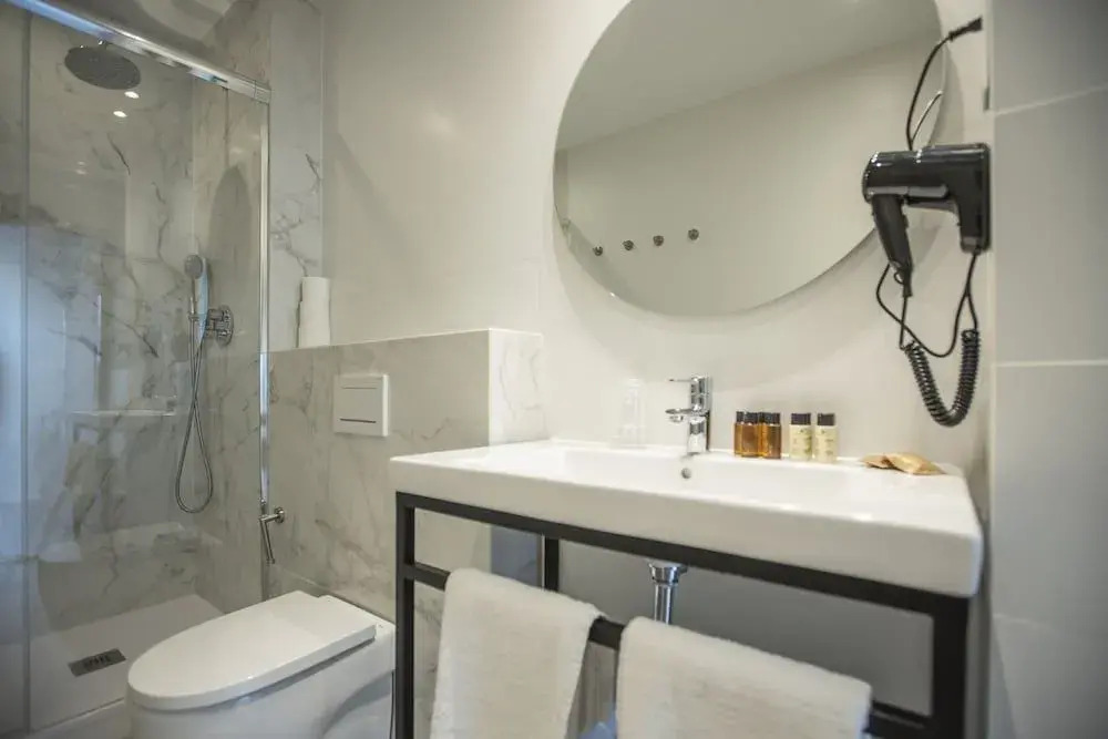 Fontanella By BCN URBAN Rooms
