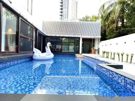 Sanya Lianhai Luxury Villa