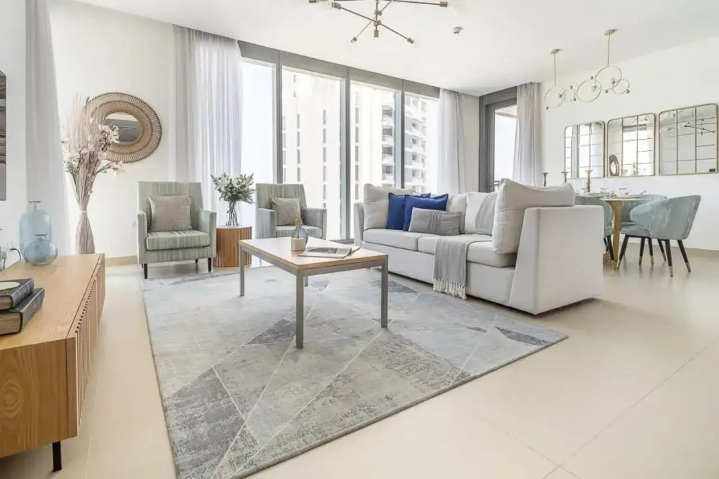 Frank Porter - 5242 Emaar T1