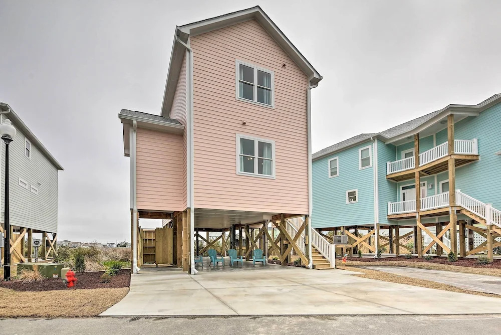 'the Tipsy Flamingo' ~ Incredible Salt Marsh Views