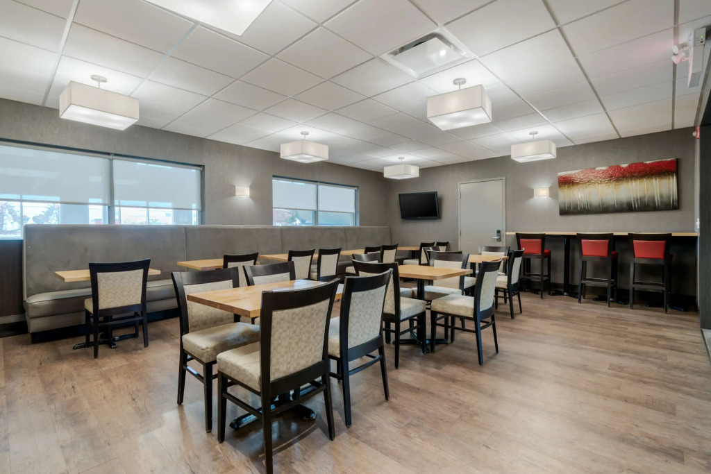 Best Western Plus Eastgate Inn & Suites