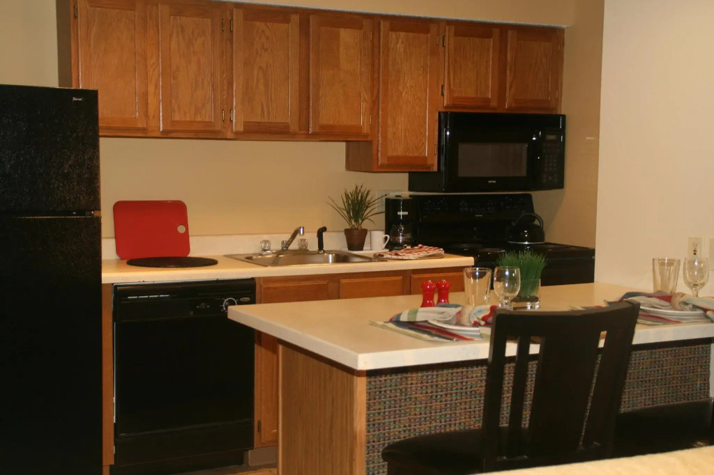 Sterling Hotel and Suites