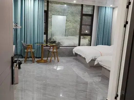 Daxin Fengqi Homestay