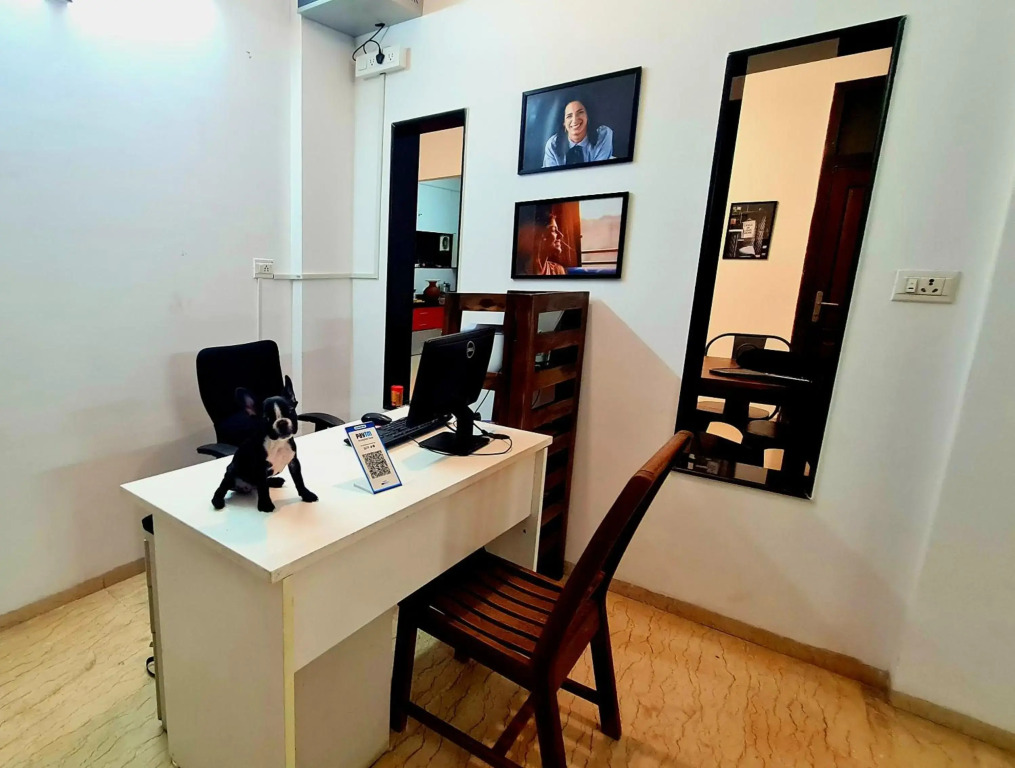 Lifespace- Spacious Hostel in a Luxurious Villa