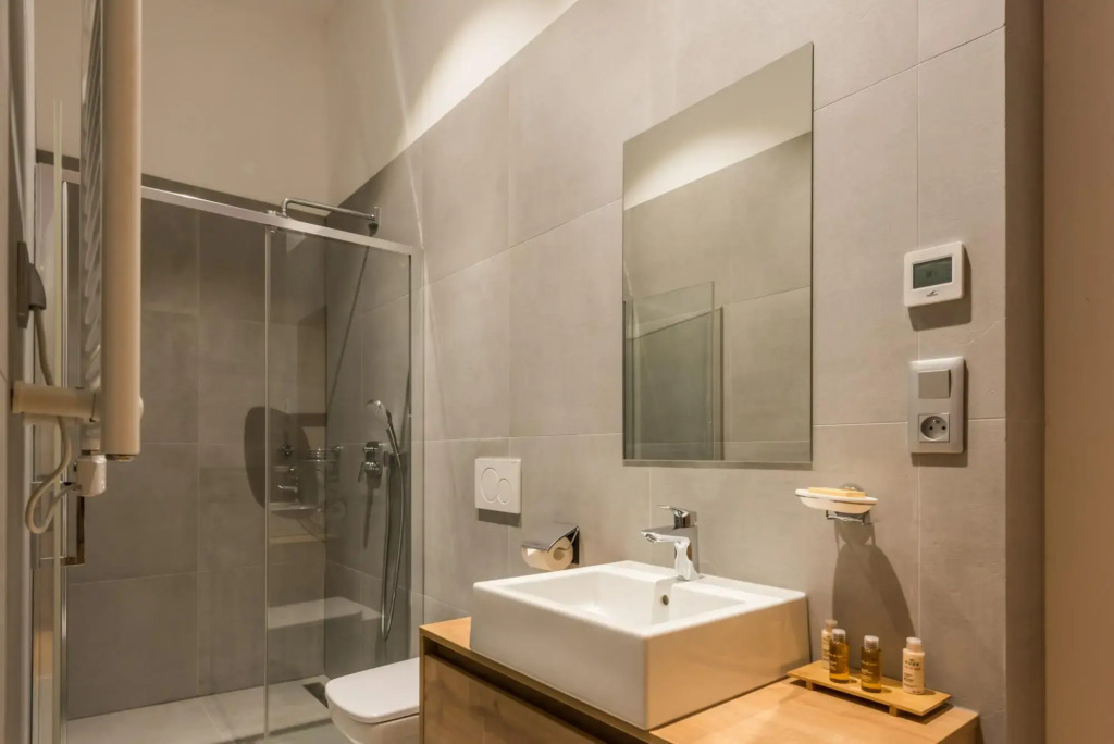 AGBA - Luxury apartment with spa and gym