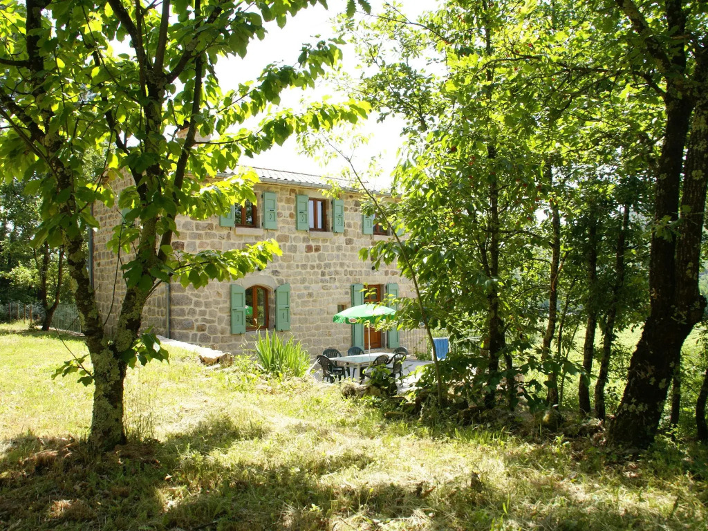 Holiday Home in Les Assions Near Bois de Paiolive