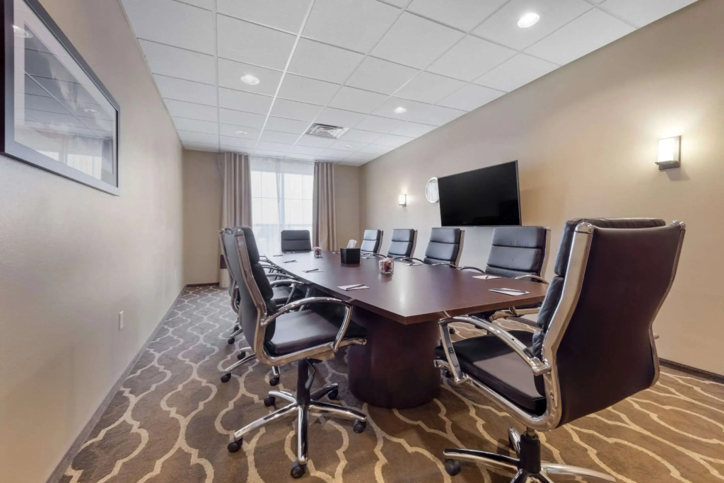 Comfort Suites & Conference Center